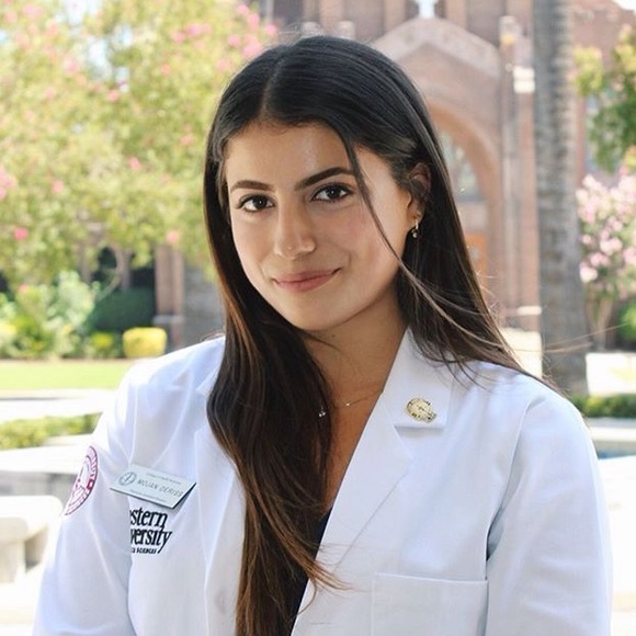 Meet your Posher, Mojan - Picture 1 of 1